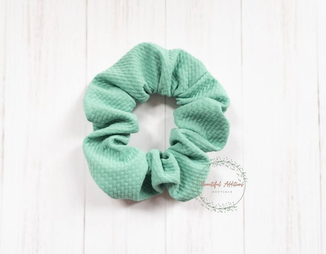 Textured scrunchie.