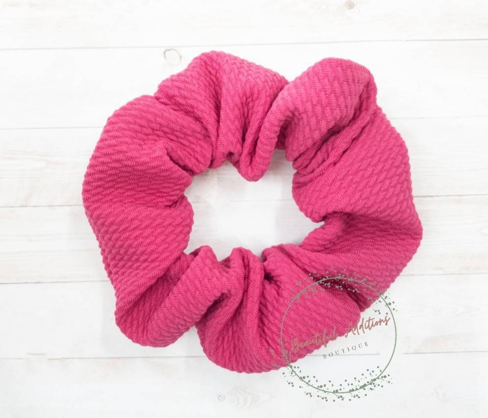 Textured scrunchie.