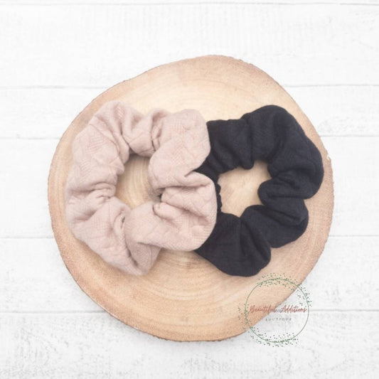 Gorgeous cable knit scrunchies. Jumper. Cosy. Nude. Navy. Hair ties. Winter hair. Bobbles. Accessories. Hair gifts